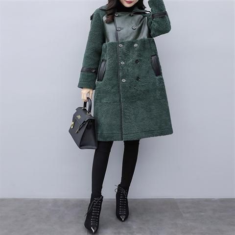 Lamb hair mid-length coat with faux fur